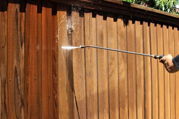 Fence Cleaning in Poway