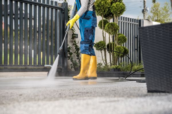 Driveway Power Washing in Poway