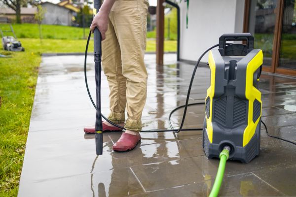 Porch Pressure Washing in Poway
