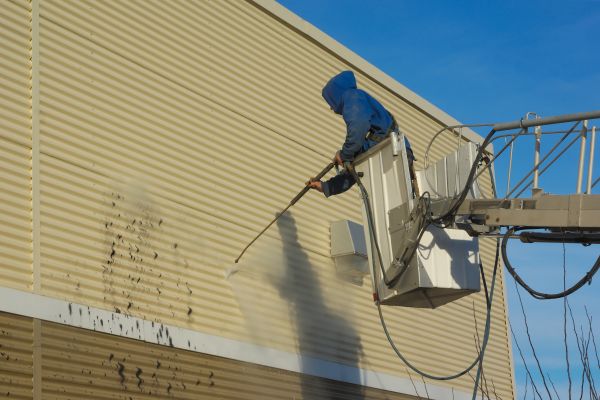 Commercial Exterior Cleaning in Poway
