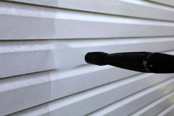 Condo Siding Power Washing in Poway
