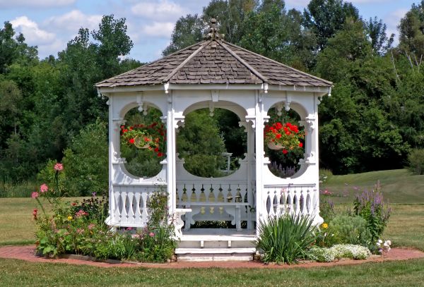 Gazebo Cleaning in Poway